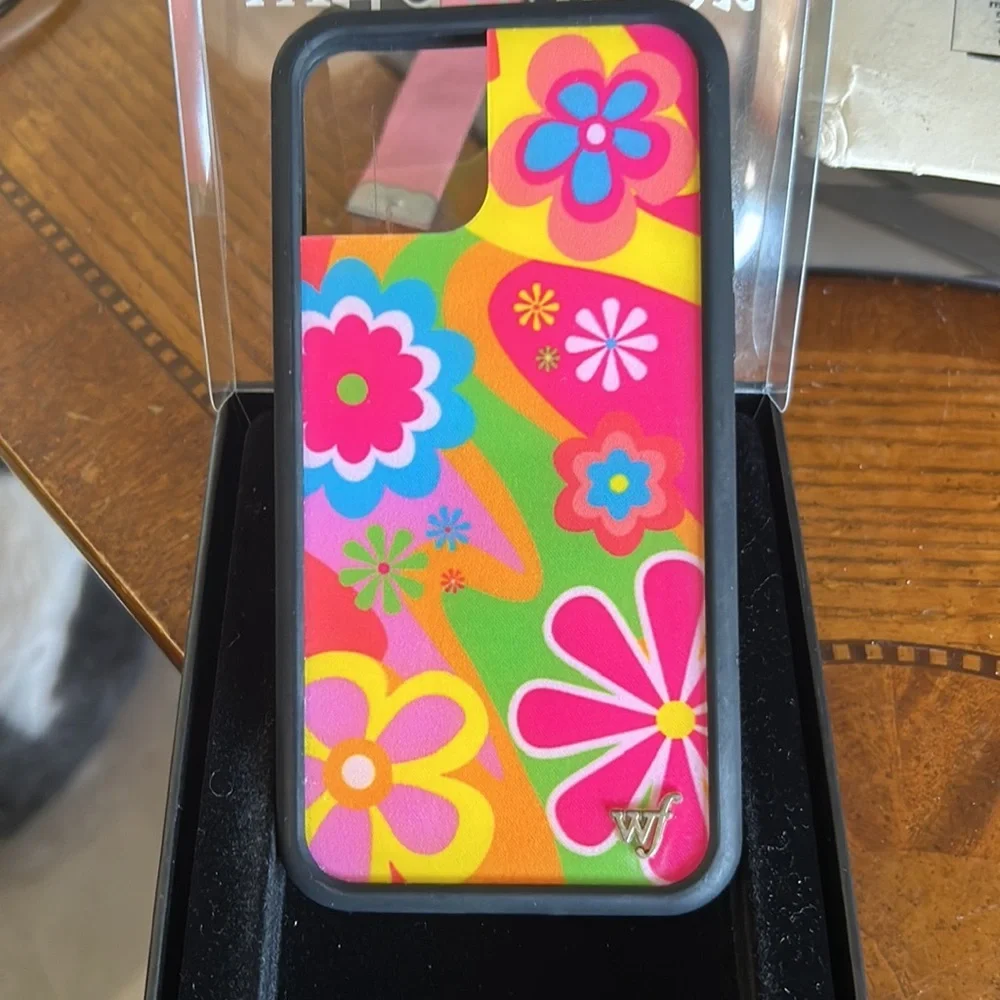 Wild Flower IPhone 11Pro Case Limited‎ Edition